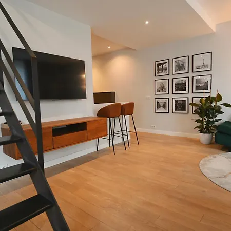 Duplex 100 M2 4 Chambres Moderne Proche Paris Et Rer Apartmán