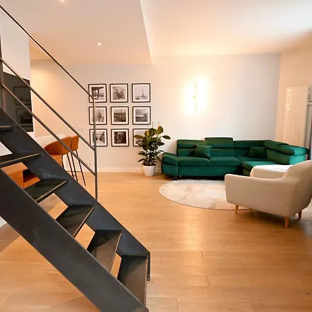 Duplex 100 M2 4 Chambres Moderne Proche Paris Et Rer *