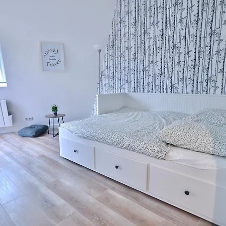 Duplex 100 M2 4 Chambres Moderne Proche Paris Et Rer Apartmán *